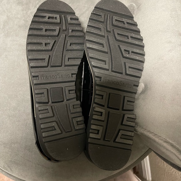 Franco Sarto black loafers size 8. - Picture 3 of 4